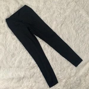 PINK | Cozy Lined Black Leggings Sz Small